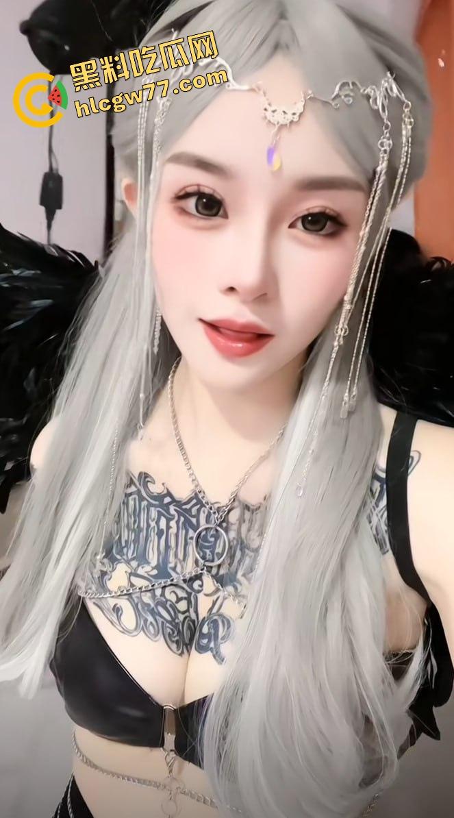 抖音8万粉小网红【神仙姐姐】翻车 纹身御姐表面高冷 私下被金主调教成听话母狗 不雅视频疯传！-13